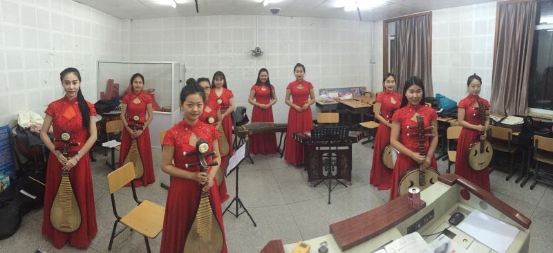 彈撥組合排練集錦